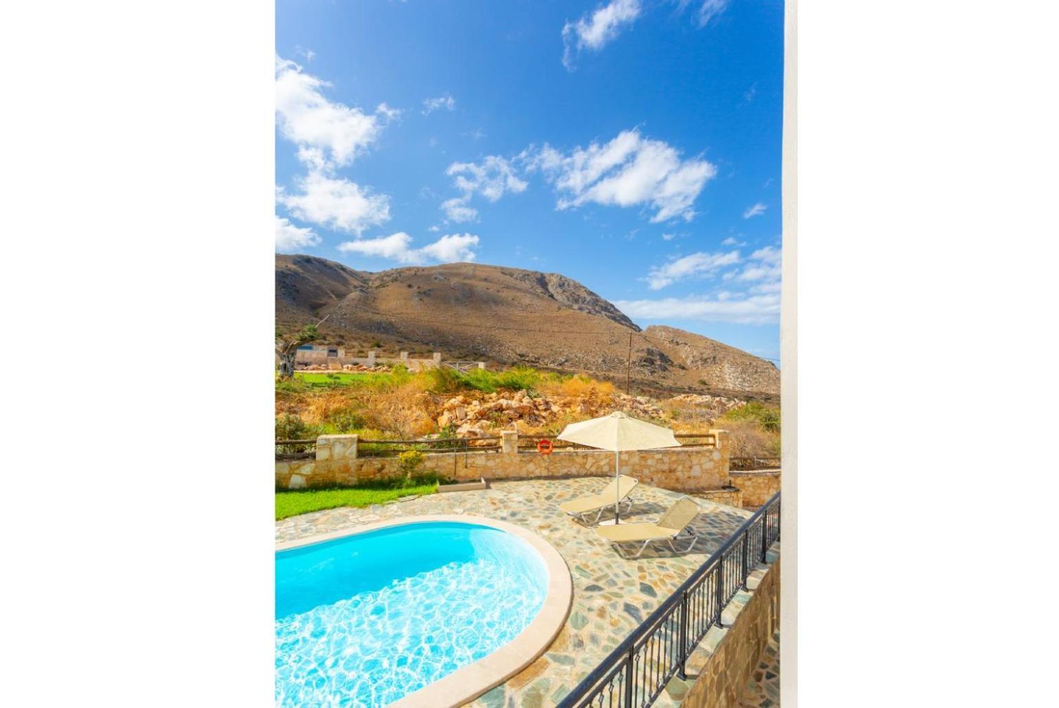 Villa Stratos Zacharias Exteriör bild